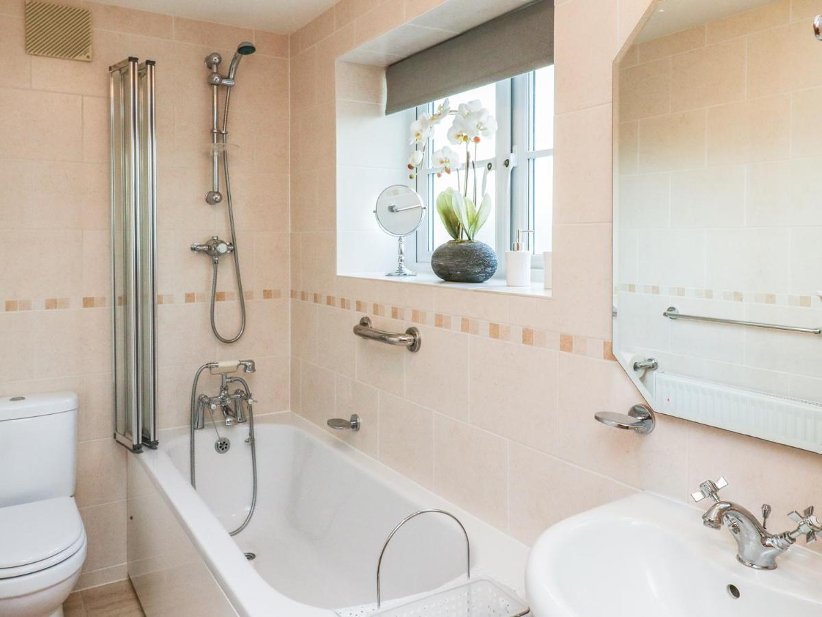 South Lodge Sturminster Newton Bagian luar foto